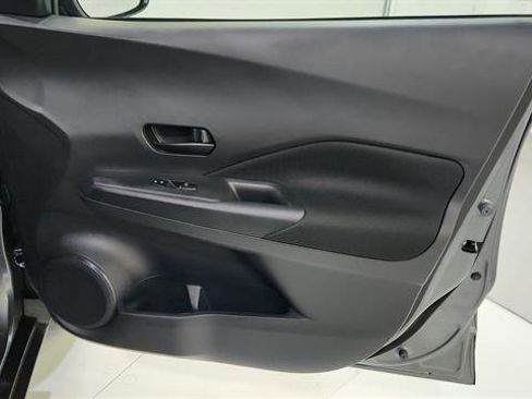 Certified 2025 Nissan Kicks Play S image 25