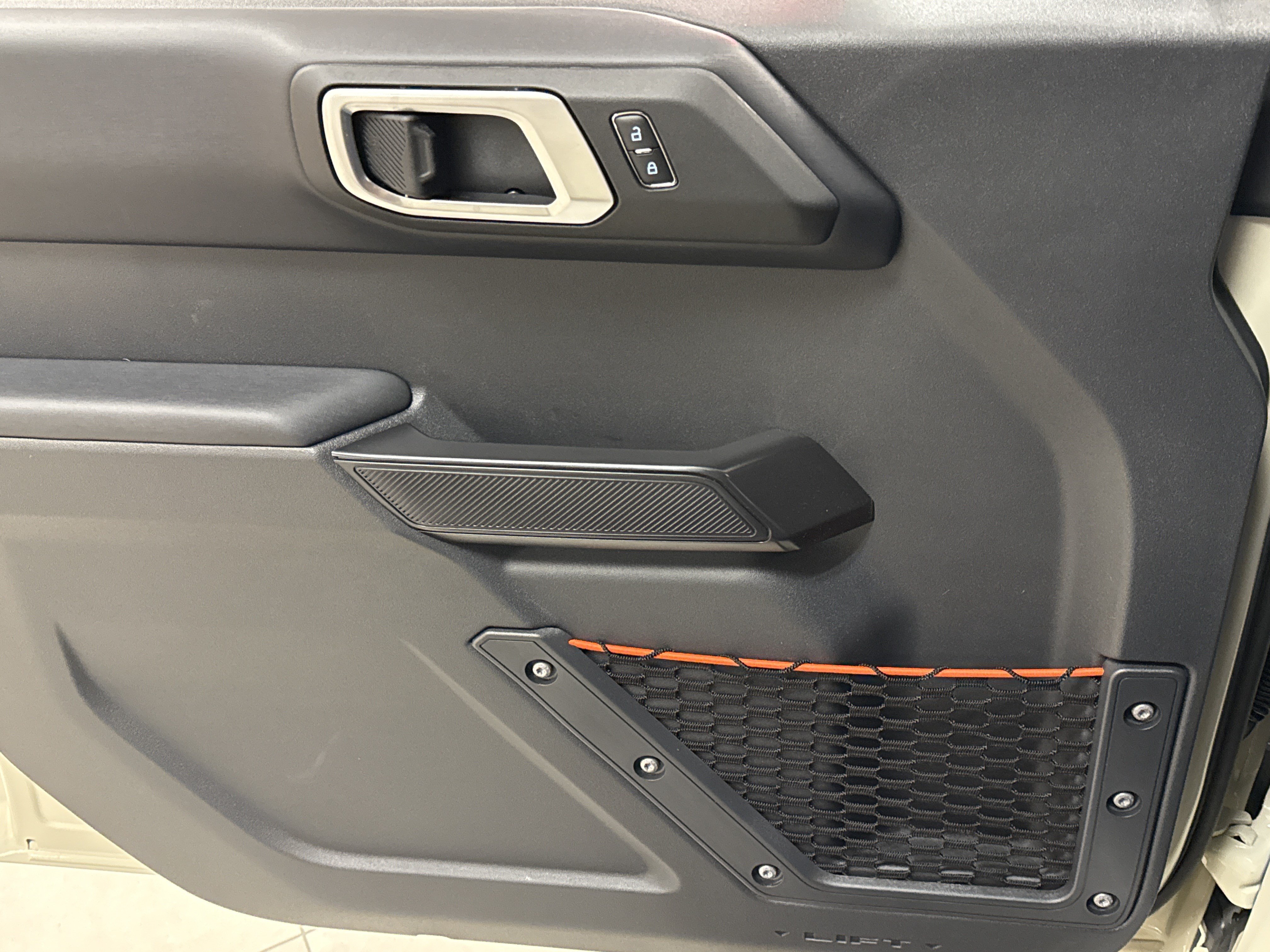 New 2026 Ford Bronco Raptor w/ Interior Carbon Fiber Pack AWD/4WD image 31