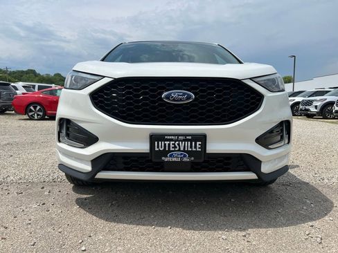 Used 2024 Ford Edge ST-Line w/ Class II Trailer Tow Package AWD/4WD image 3