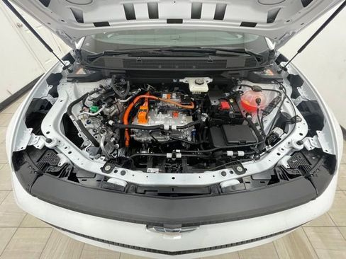 New 2026 Chevrolet Equinox EV LT image 14