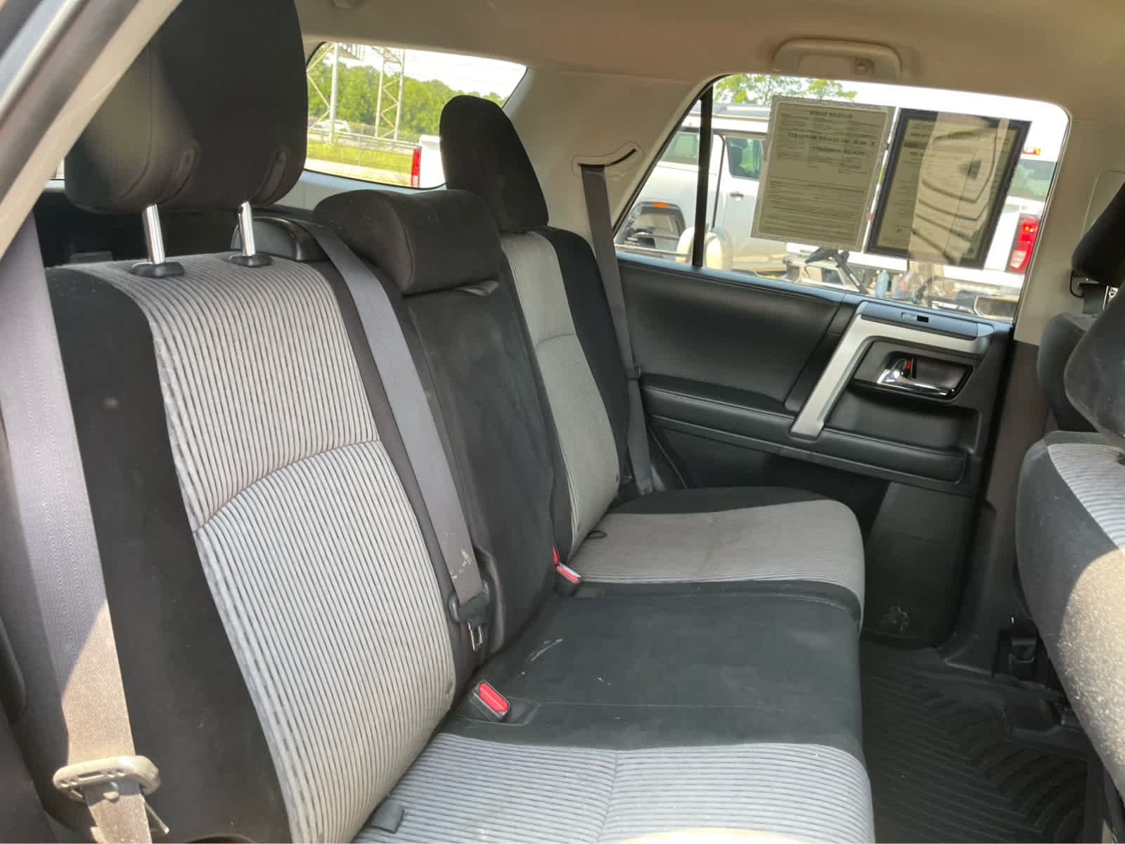 Used 2020 Toyota 4Runner SR5 AWD/4WD image 24
