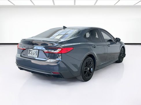 Used 2025 Toyota Camry SE w/ Multimedia Upgrade Package FWD image 4