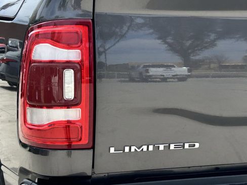 Used 2023 RAM 2500 Limited AWD/4WD image 7
