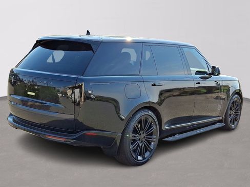 New 2026 Land Rover Range Rover Long Wheelbase SE AWD/4WD image 3