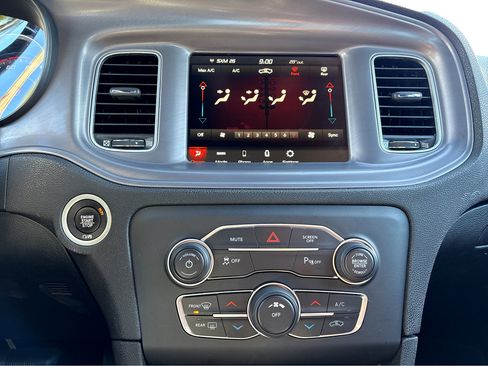Used 2023 Dodge Charger SXT image 6