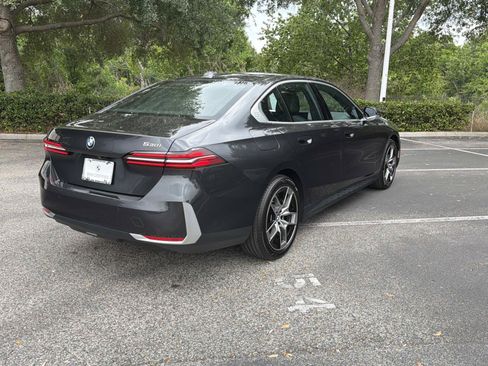 Certified 2026 BMW 530i RWD image 4