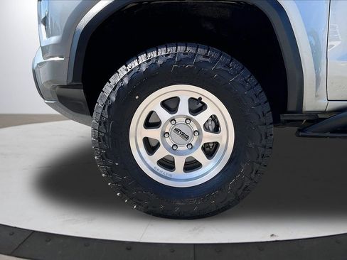 Used 2023 GMC Canyon AT4 w/ AT4 Premium Package AWD/4WD image 35