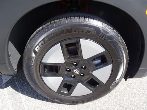 Used 2026 Hyundai Santa Fe SEL FWD image 33