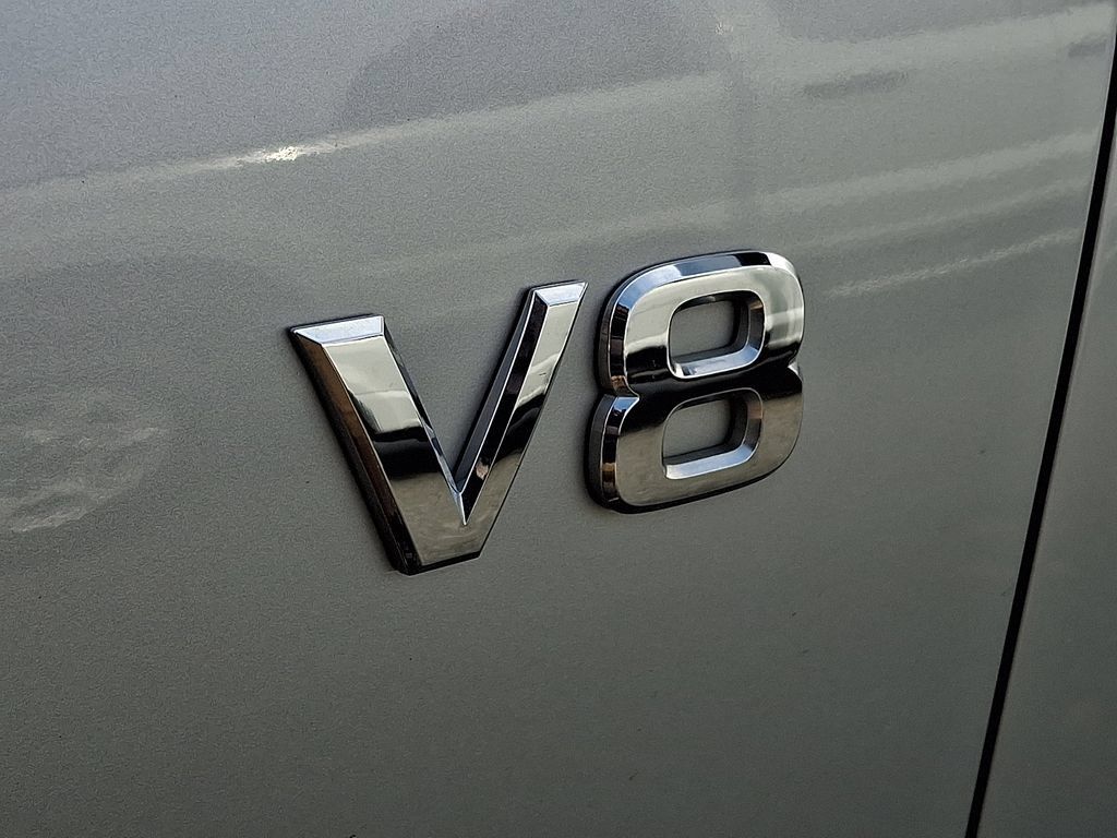 Used 2022 Nissan Armada SV AWD/4WD image 36