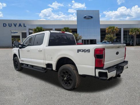 New 2026 Ford F250 Lariat w/ Black Appearance Package AWD/4WD image 6