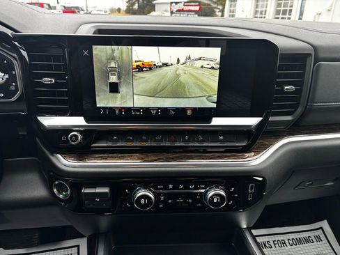 New 2026 GMC Sierra 1500 Elevation image 16