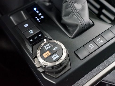 New 2026 Toyota 4Runner TRD Off-Road Premium image 25