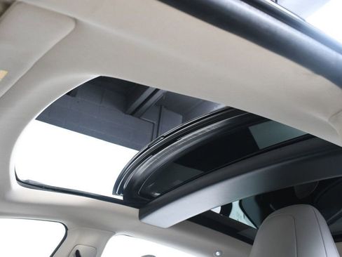 Used 2013 Tesla Model S image 6