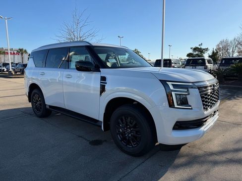 New 2026 Nissan Armada SV image 5