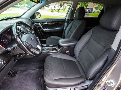 Used 2015 Kia Sorento LX FWD image 31