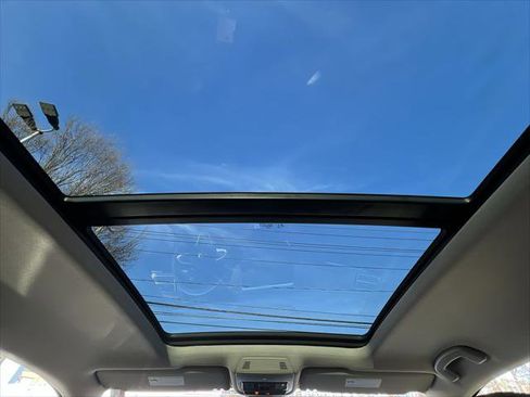 New 2026 Volkswagen Atlas SE image 21