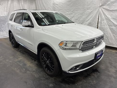 Used 2014 Dodge Durango Citadel w/ Technology Group AWD/4WD image 2