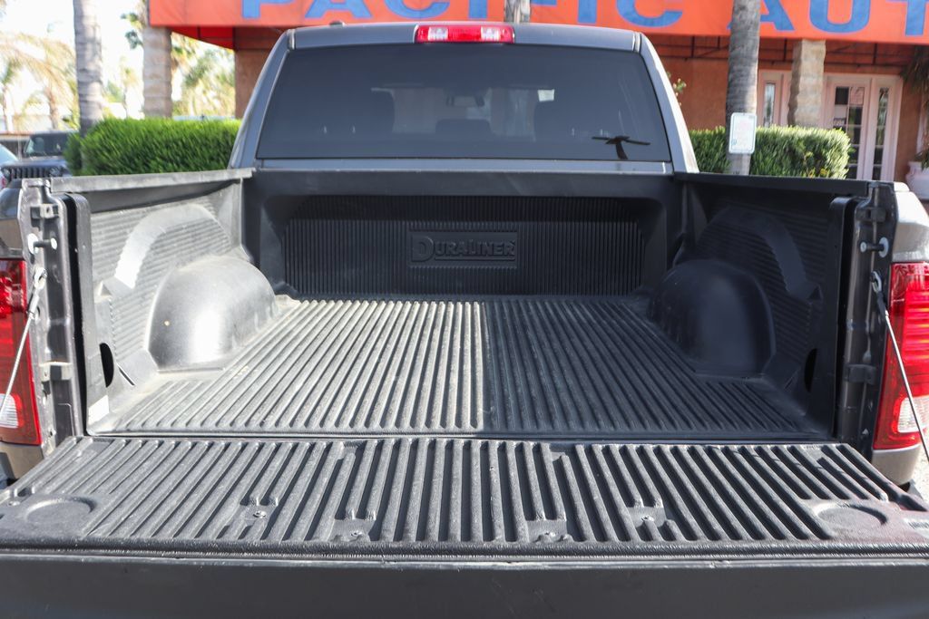 Used 2024 RAM 1500 Warlock AWD/4WD image 8