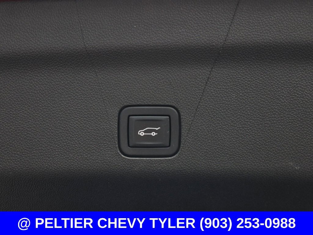 Used 2022 Chevrolet Tahoe RST w/ Luxury Package RWD image 10