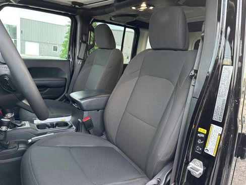 Used 2023 Jeep Wrangler Sport S image 24