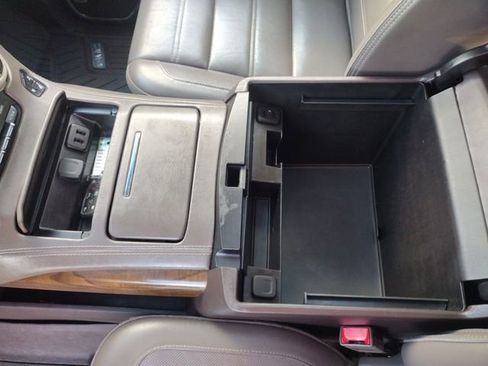 Used 2019 GMC Yukon XL Denali w/ Open Road Package image 29