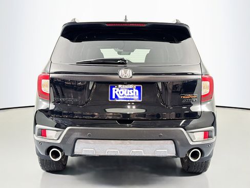 Certified 2023 Honda Passport TrailSport image 6