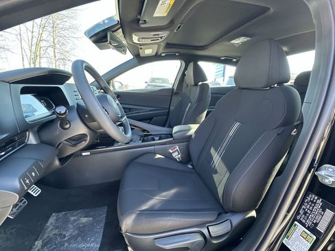 New 2026 Hyundai Elantra SEL Sport Premium FWD image 13