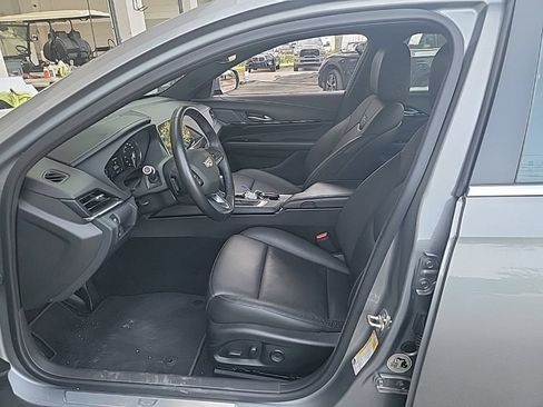 Used 2026 Cadillac CT4 Premium Luxury RWD image 4