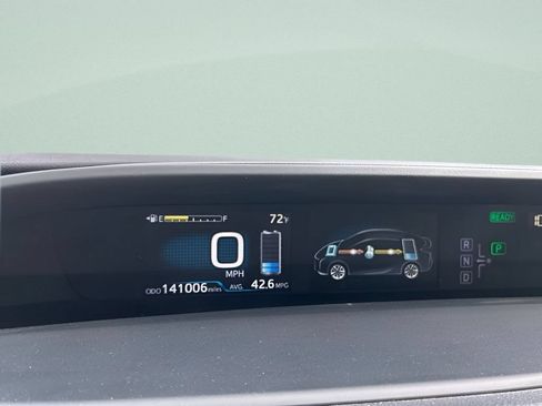 Used 2017 Toyota Prius Two w/ Carpet Mat Package FWD image 22