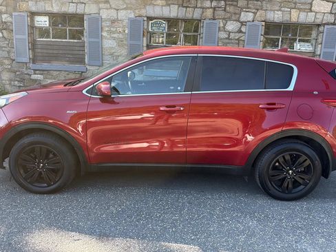 Used 2017 Kia Sportage LX AWD/4WD image 7