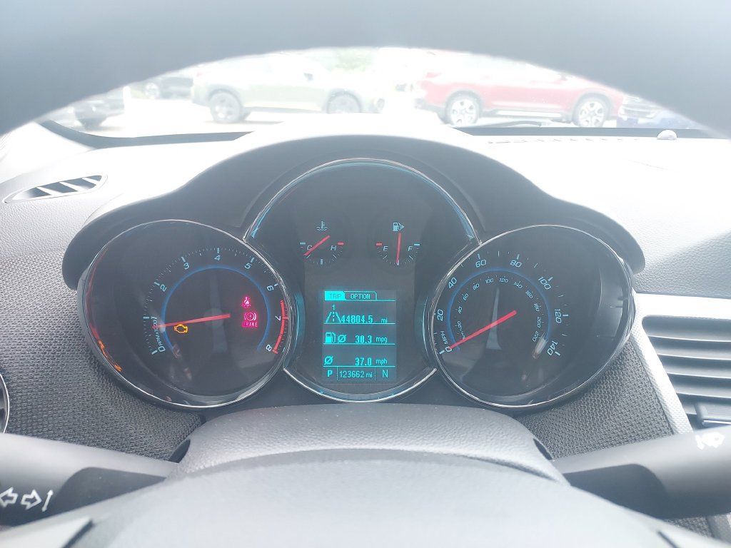 Used 2014 Chevrolet Cruze LTZ FWD image 11
