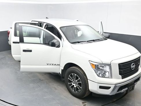 Used 2024 Nissan Titan SV w/ Accessory Utility Package image 47