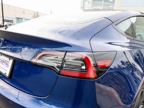 Used 2021 Tesla Model 3 Standard Range Plus image 31