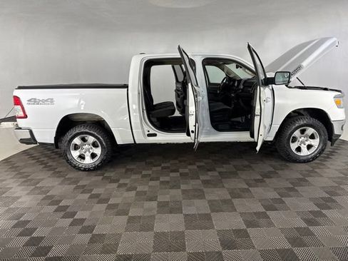 Used 2020 RAM 1500 Big Horn AWD/4WD image 16