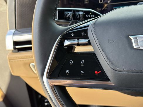 New 2025 Cadillac Escalade IQ Luxury 2 image 30