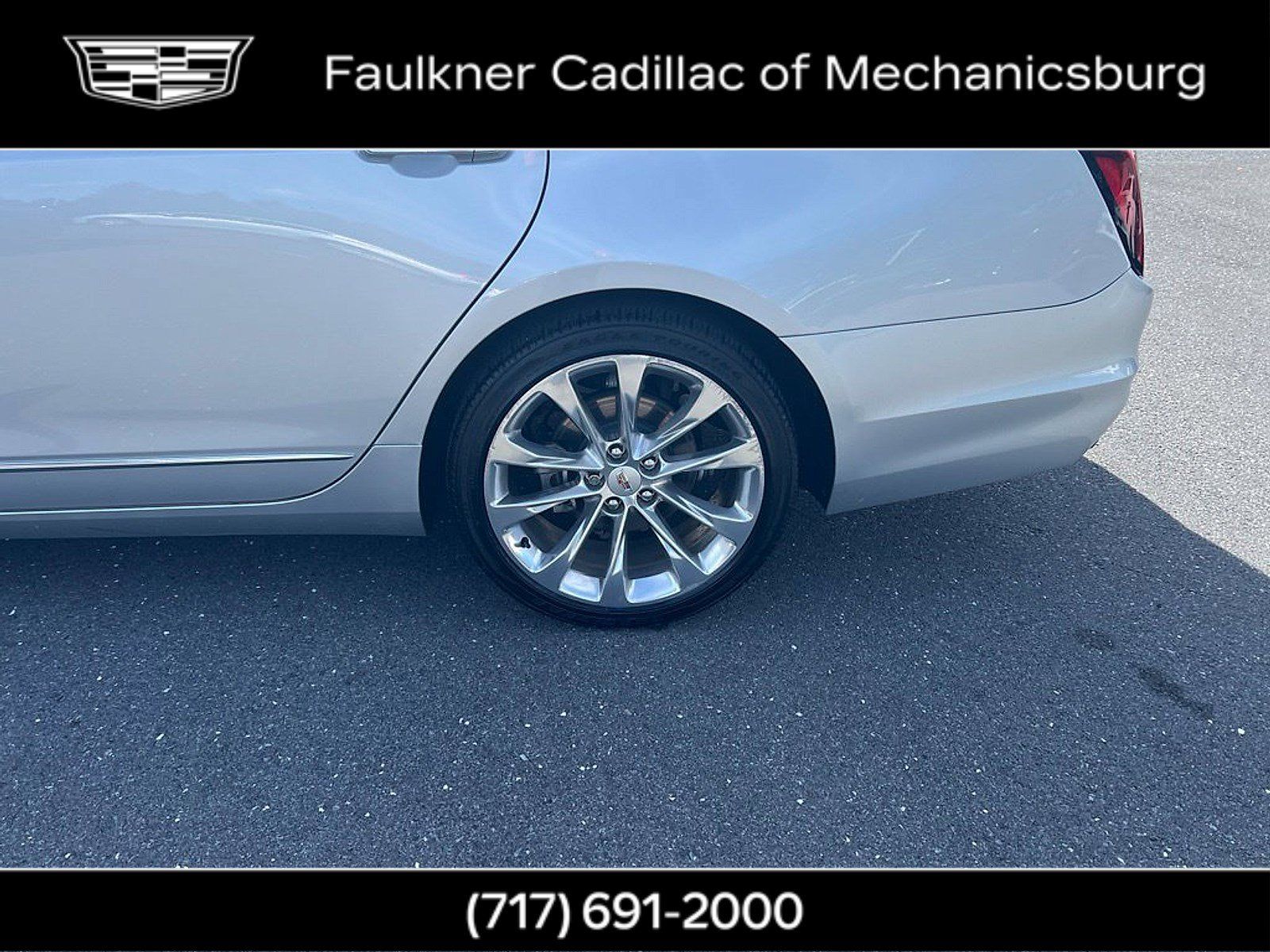 Used 2019 Cadillac CT6 Luxury w/ Driver Awareness Package AWD/4WD image 29