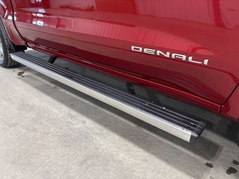 Used 2024 GMC Sierra 1500 Denali w/ Denali Reserve Package AWD/4WD image 12