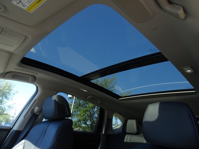 Used 2024 Acura RDX w/ Technology Package AWD/4WD image 12