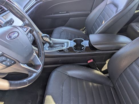 Used 2016 Ford Fusion Energi SE image 16