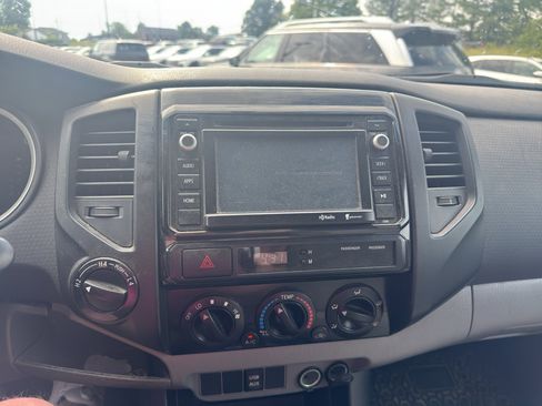 Used 2014 Toyota Tacoma 4x4 Double Cab image 15