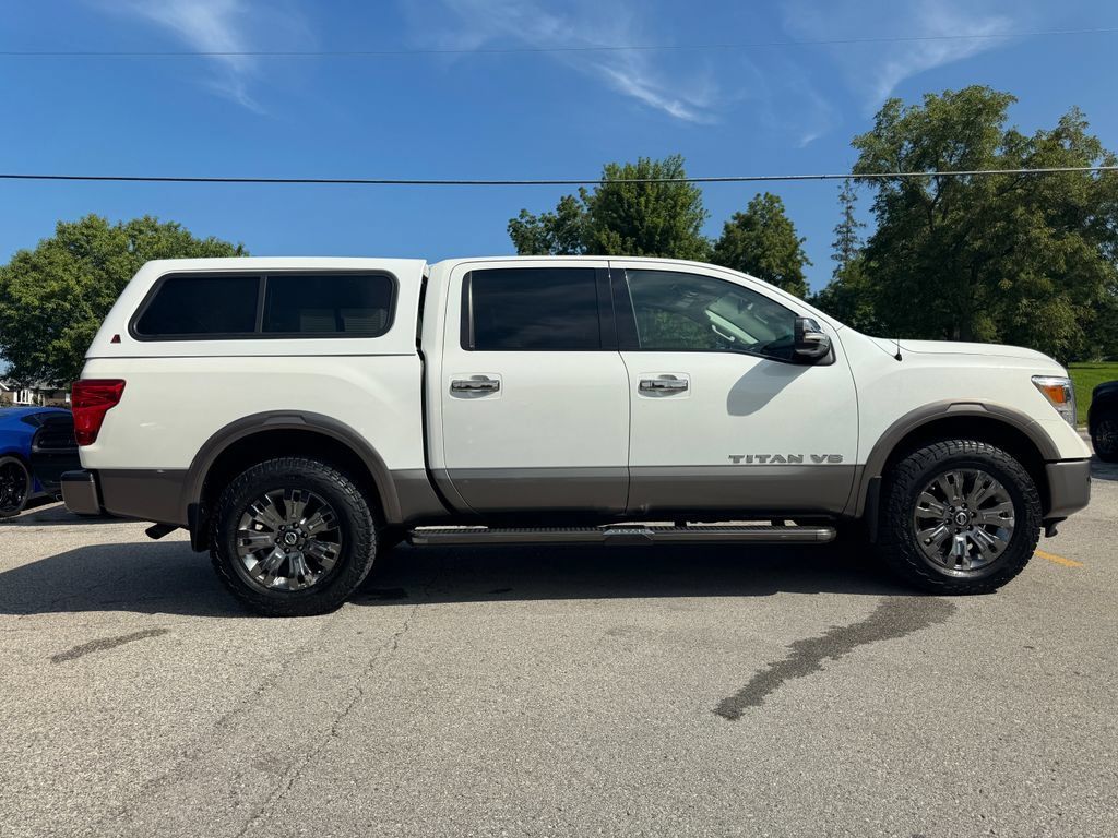 Used 2018 Nissan Titan Platinum Reserve AWD/4WD image 4