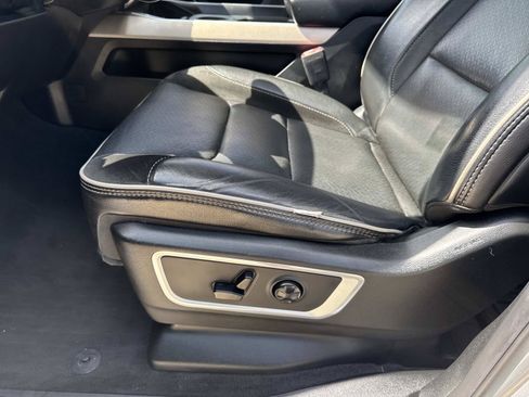 Used 2021 RAM 1500 Laramie RWD image 16