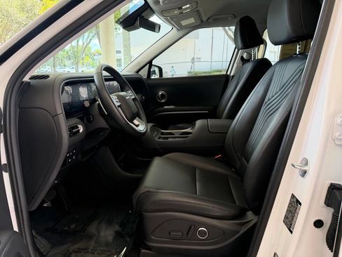 Used 2026 Hyundai Palisade SEL FWD image 6