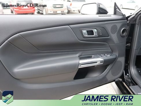 Used 2025 Ford Mustang Premium RWD image 14