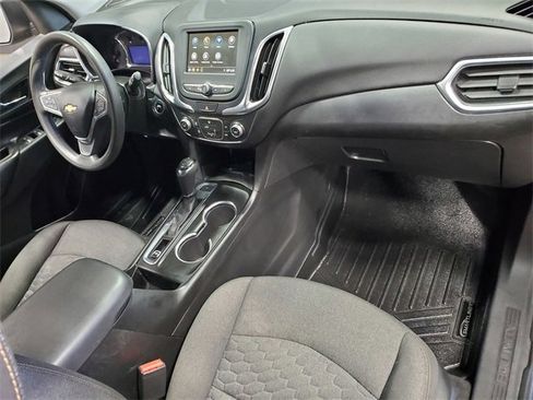 Used 2019 Chevrolet Equinox LT image 17