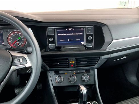 Used 2021 Volkswagen Jetta S w/ Driver Assistance Package FWD image 7