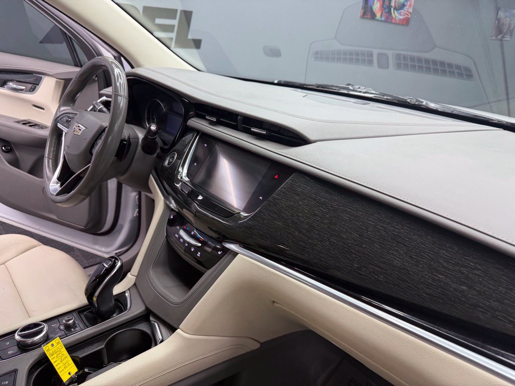 Used 2020 Cadillac XT6 Premium Luxury FWD image 48