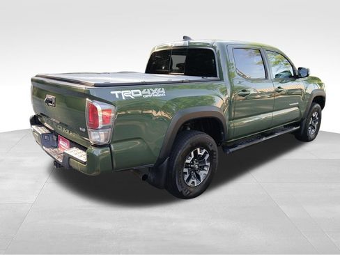 Used 2021 Toyota Tacoma TRD Off-Road w/ TRD Premium Off Road Package AWD/4WD image 12