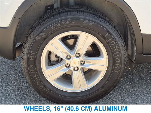 Used 2021 Chevrolet Trax LS w/ Tint and Cruise Package AWD/4WD image 11