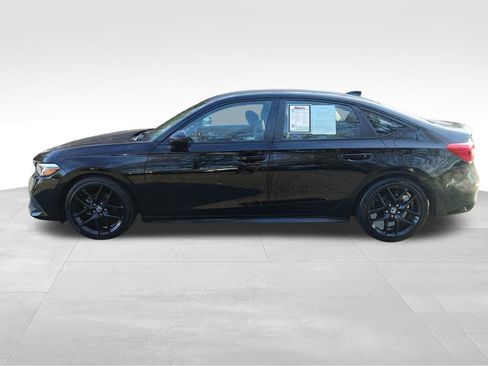 Used 2024 Honda Civic Sport image 2